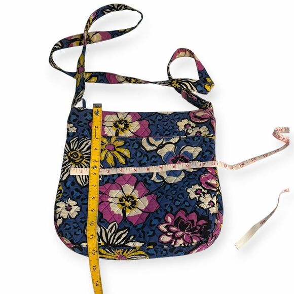 VERA BRADLEY Women’s African Violet Quilted Hipster Crossbody Bag - Picture 2 of 6